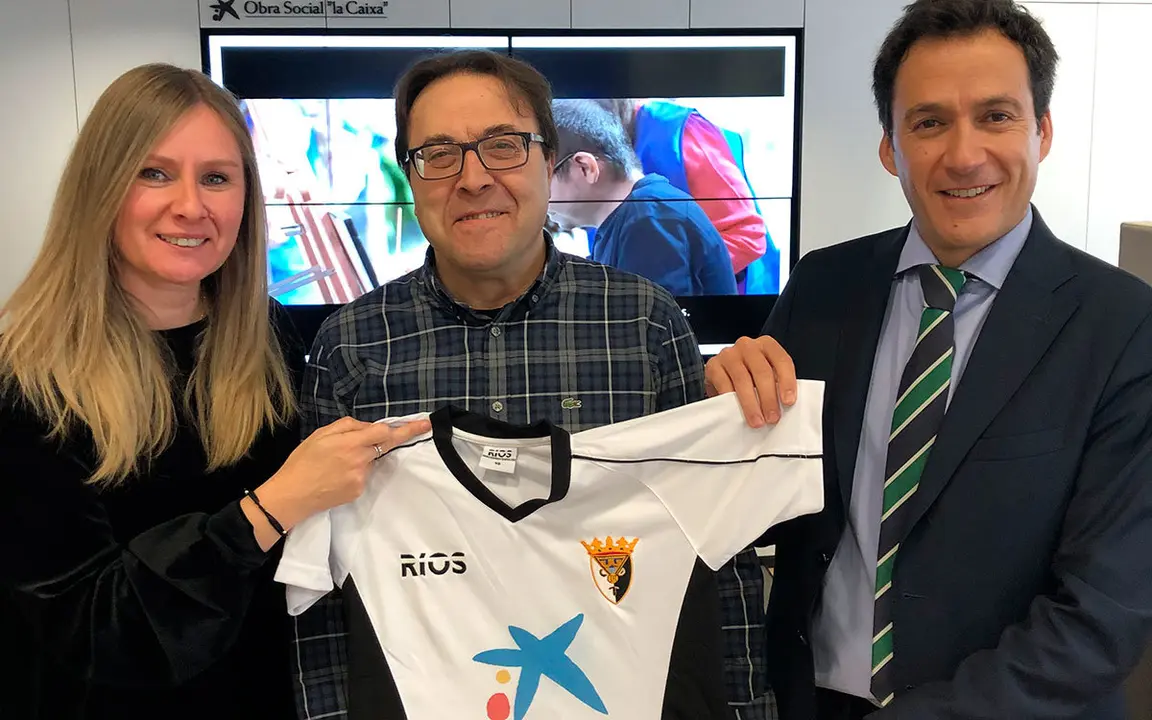 El presidente del Tudelano estuvo en la firma del colaboraci&oacute;n