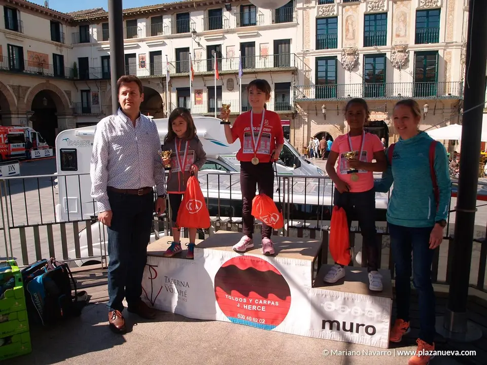 Carrera Estela Navascu&eacute;s chiqui - 9