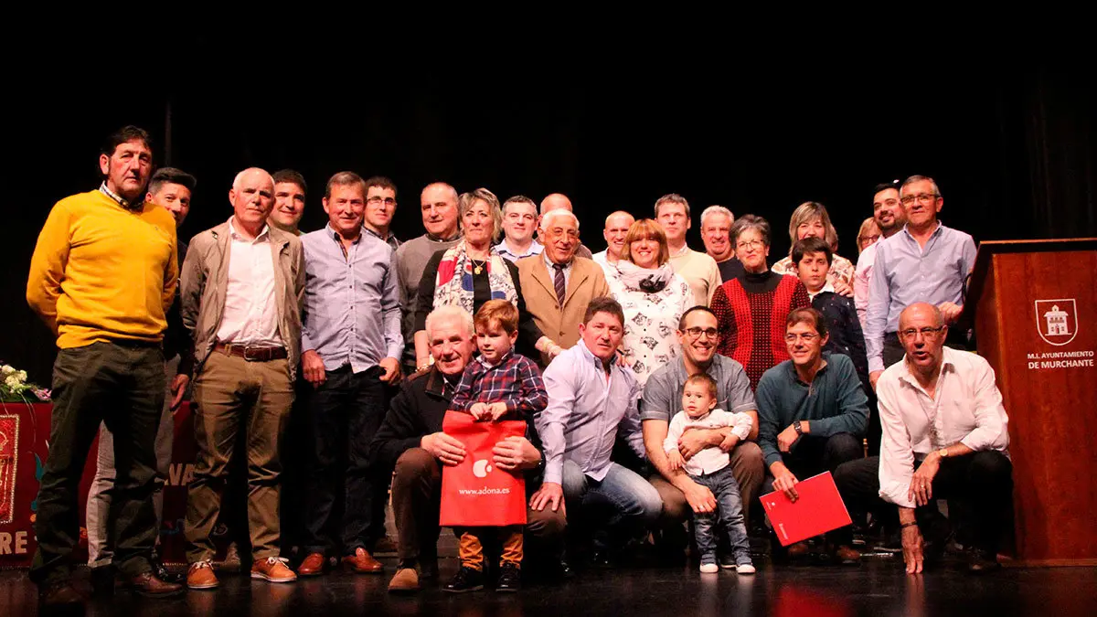 Asociación de Donantes de sangre de Navarra entrega medallas en Murchante