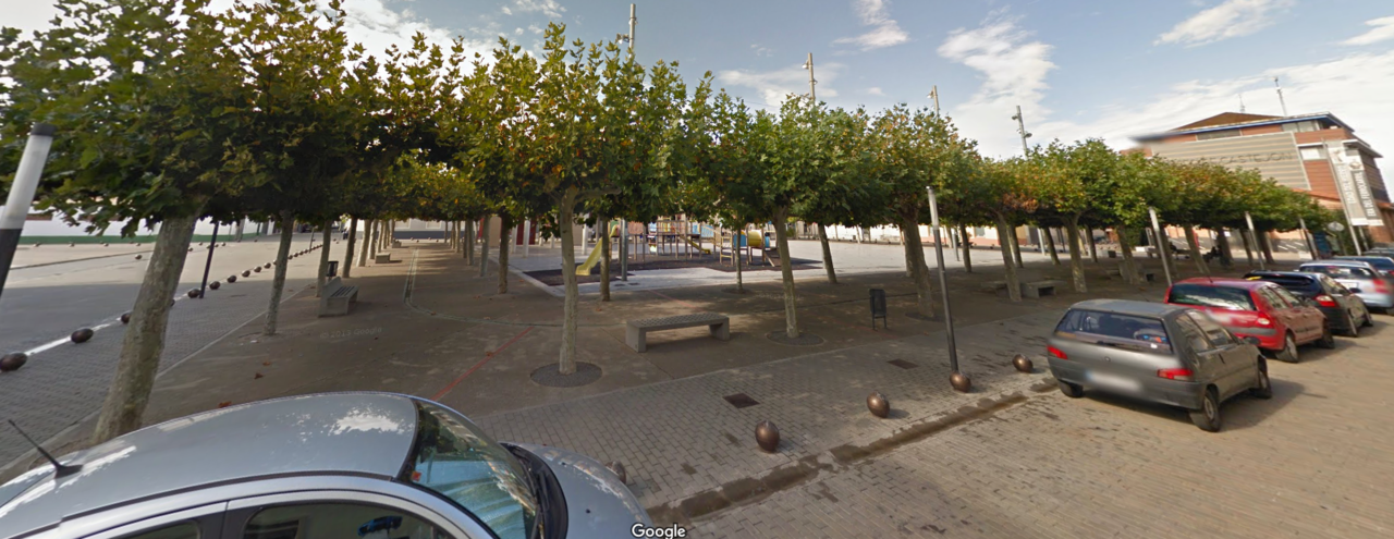 Farolas en la Plaza de Espa&ntilde;a de Corella