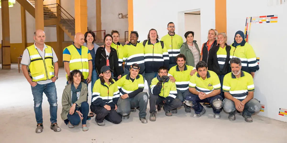 Actualmente se est&aacute;n reformando los ba&ntilde;os de la plaza, no s&oacute;lo para uso de los trabajadores y trabajadoras, sino tambi&eacute;n para toda la ciudadan&iacute;a de Tudela que se acercan a esta plaza para distintos eventos