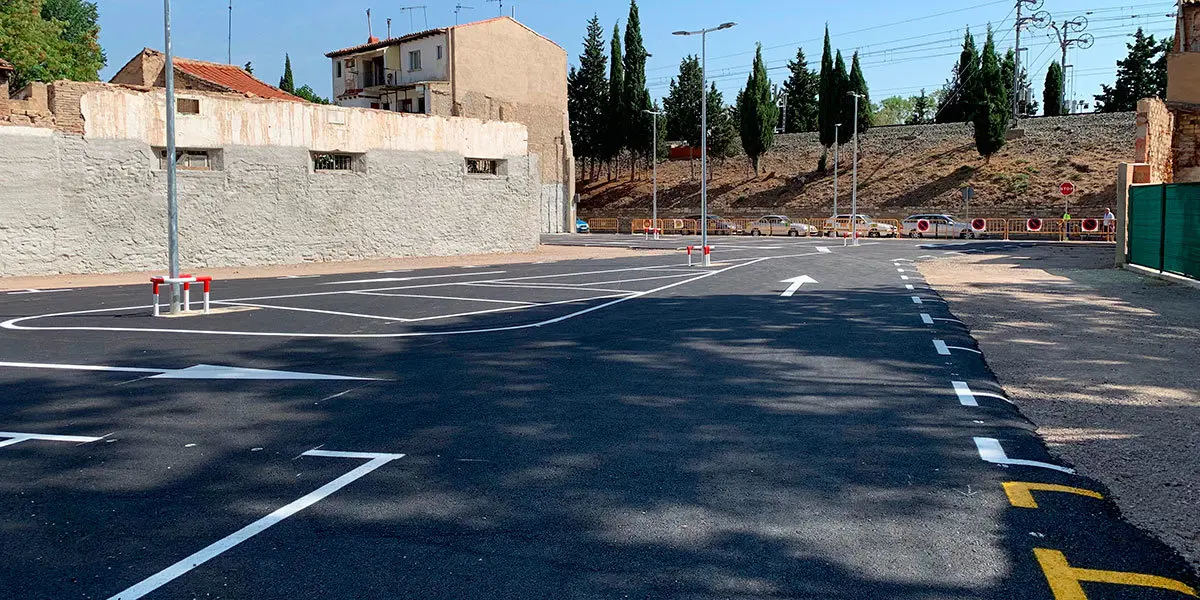 P&aacute;rking de Terrapl&eacute;n 2