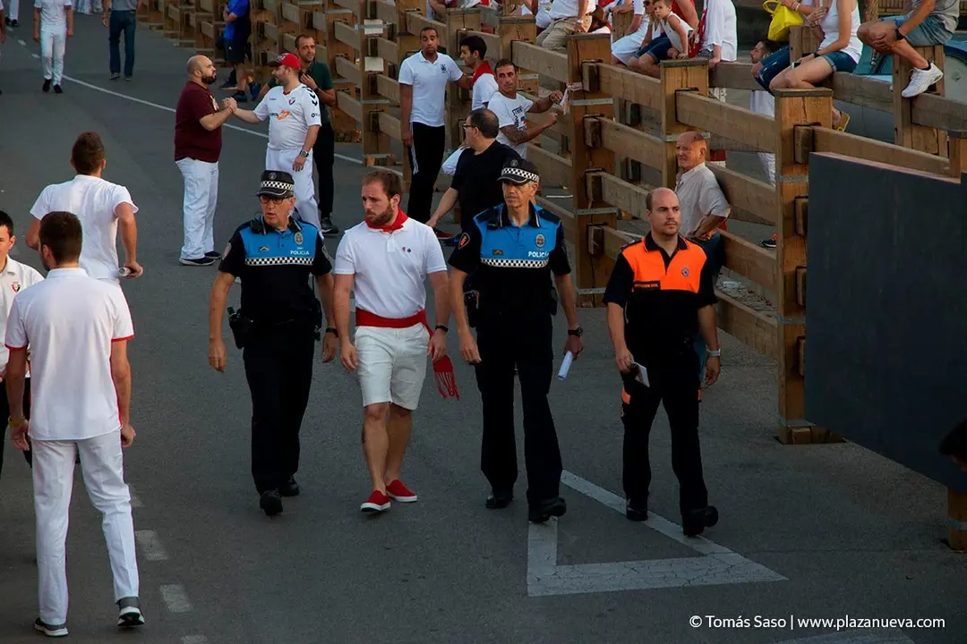 Fiestas de Tudela, día 25 Encierro y Vacas en la plaza 12