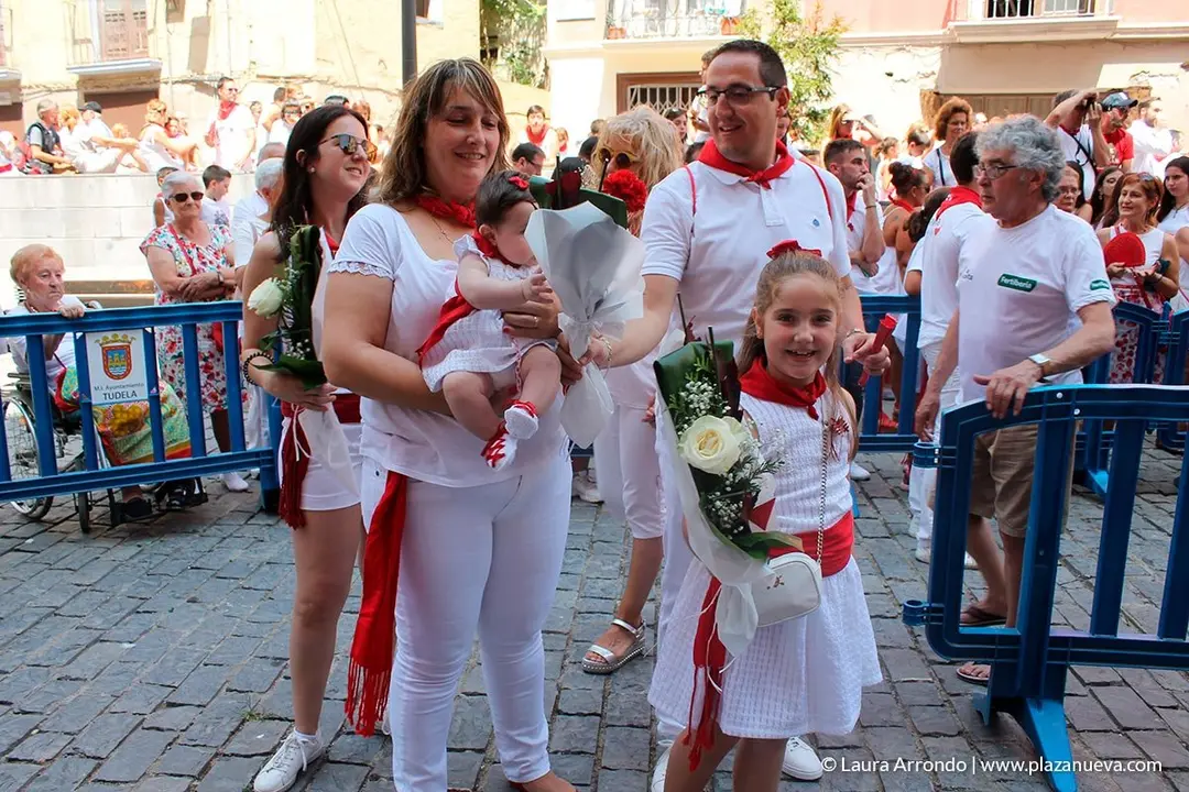 Fiestas de Tudela 2019, día 25 - Ofrenda floral a Santa Ana 33