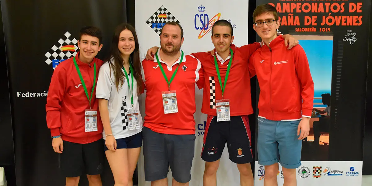 La Delegación Navarra que acompañó a Iñigo Ortín Blanco