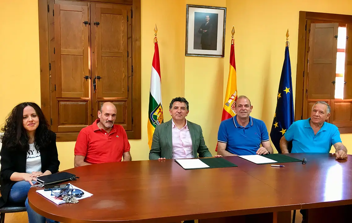 El Gobierno de La Rioja invertirá un millón de euros en las obras de ensanche y mejora de la carretera a Munilla y Zarzosa para aumentar la seguridad vial