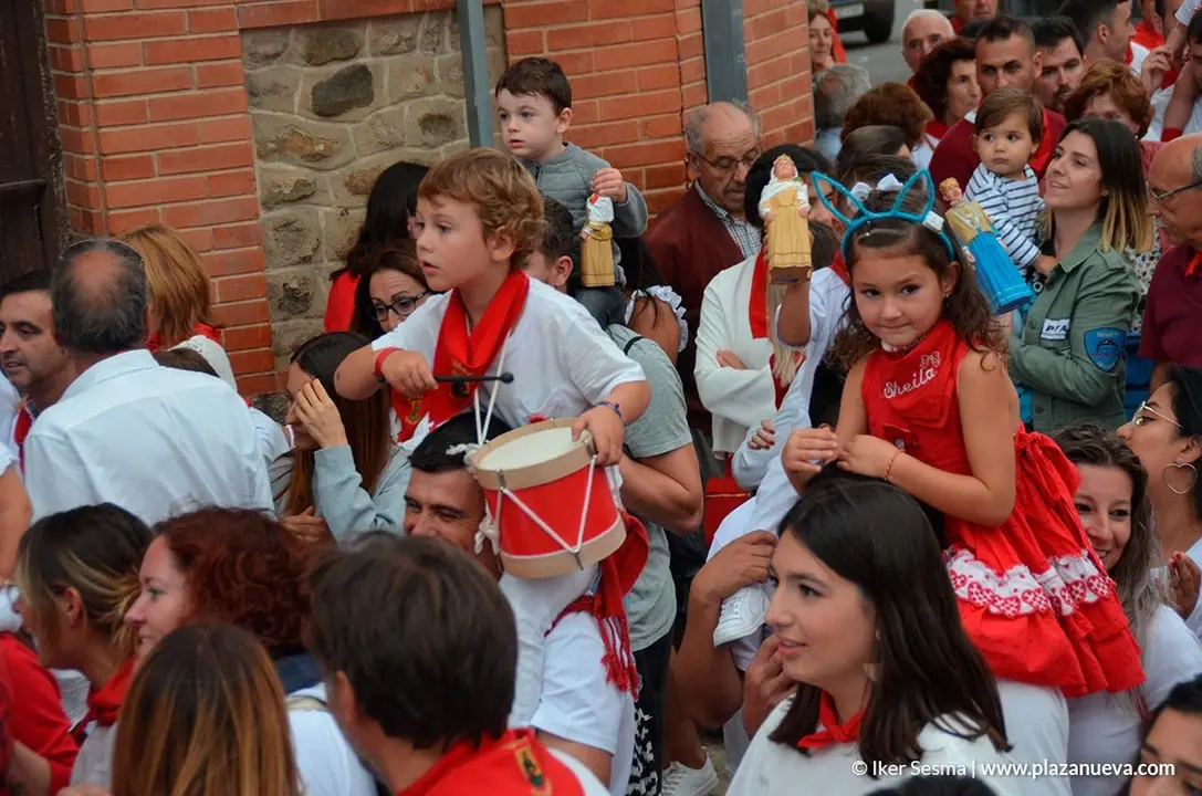Gigant&oacute;n, fiestas de Cintru&eacute;nigo'19 d&iacute;a 9 - 12