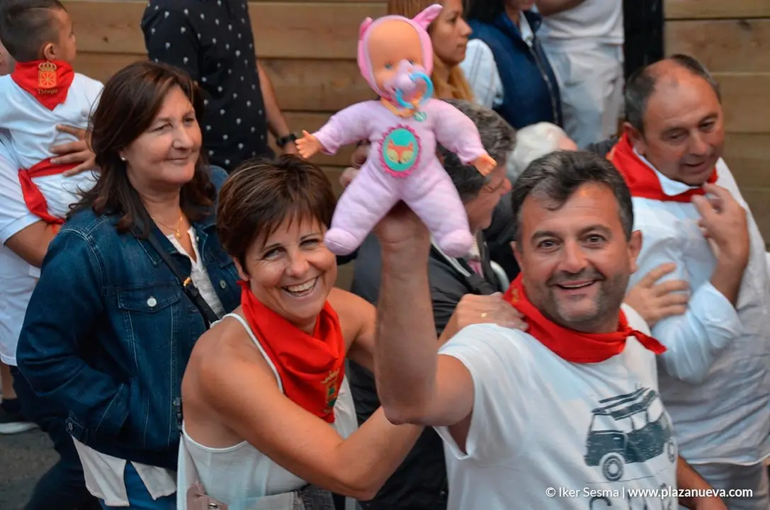 Gigant&oacute;n, fiestas de Cintru&eacute;nigo'19 d&iacute;a 9 - 34