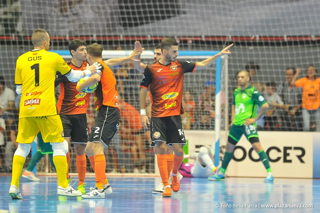Lucas celebra su gol contra Inter