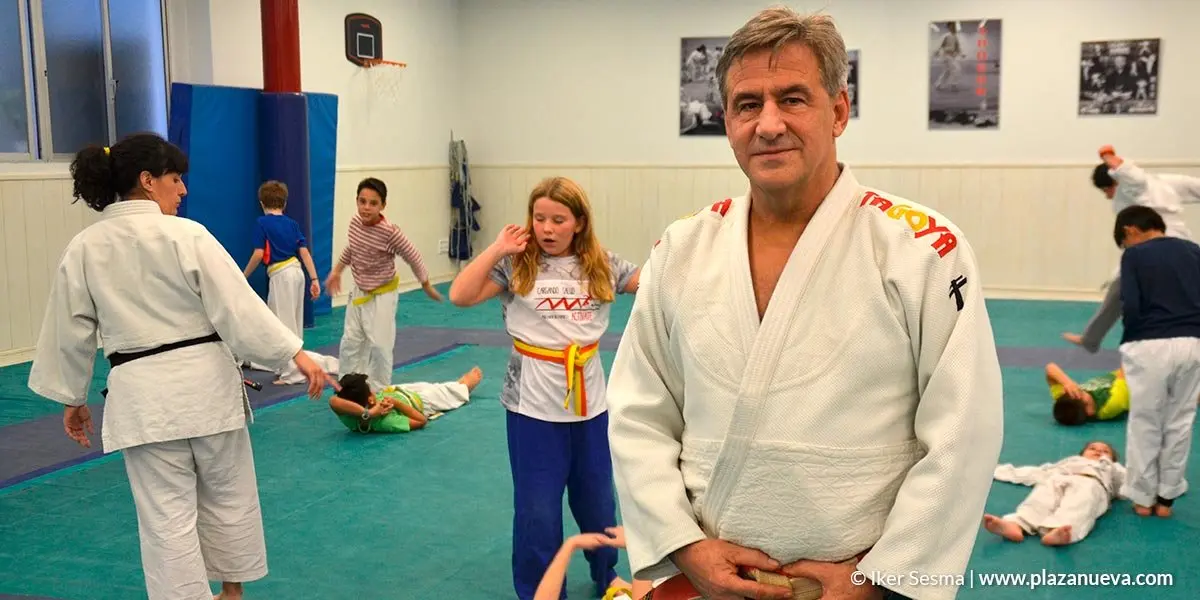 El profesor F&eacute;lix Pastor en el gimnasio Shogun