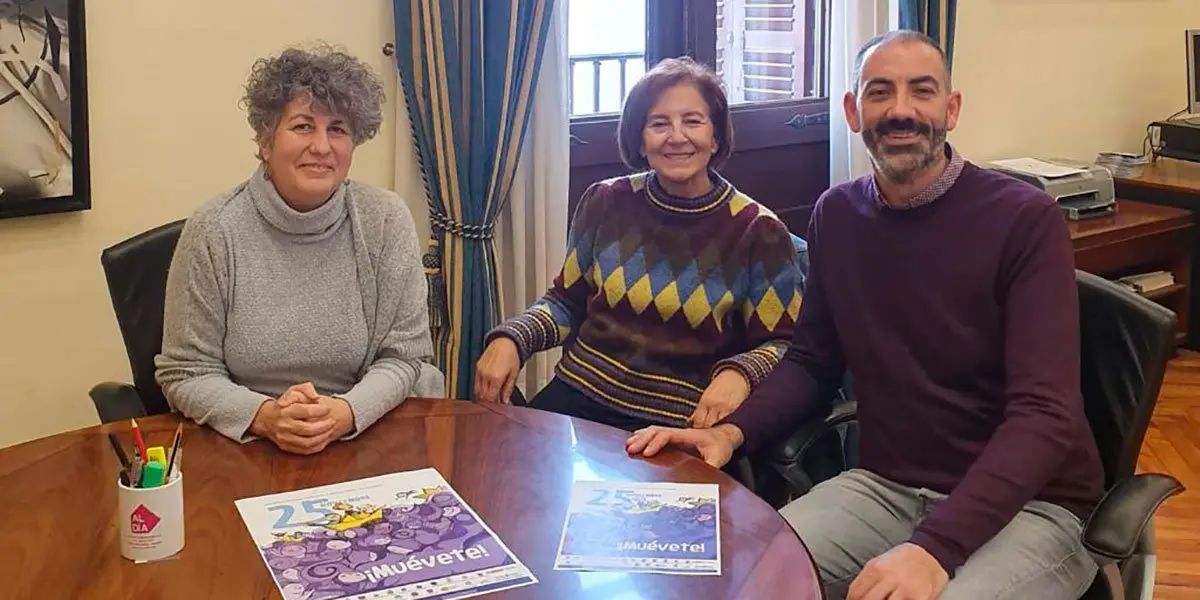 Elsa, Técnico de Igualdad, Pili Jiménez concejal de igualdad y el Alcalde de Corella