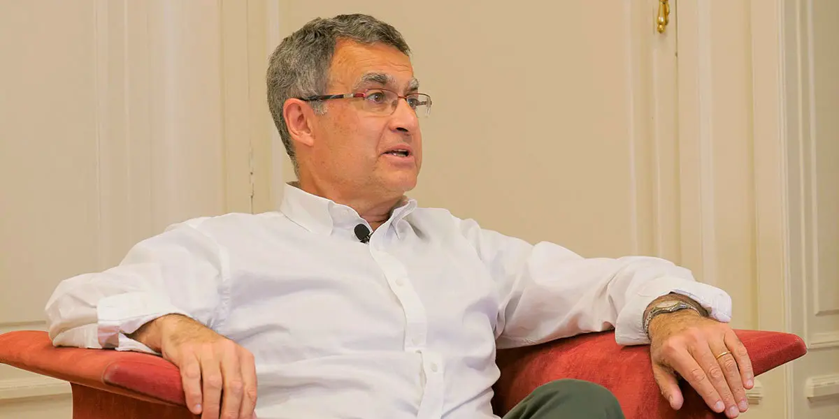 Dr. Luis Forga, jefe del Servicio de Endocrinología y Nutrición en el Complejo Hospitalario de Navarra y presidente de la Sociedad Navarra de Endocrinología y Nutrición