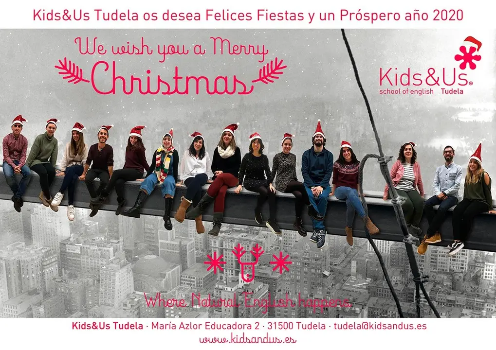 Equipo de Kid&Us felicitando la Navidad
