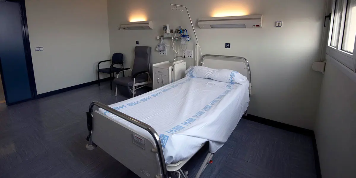 Hospital salud gripe cama La Rioja 1