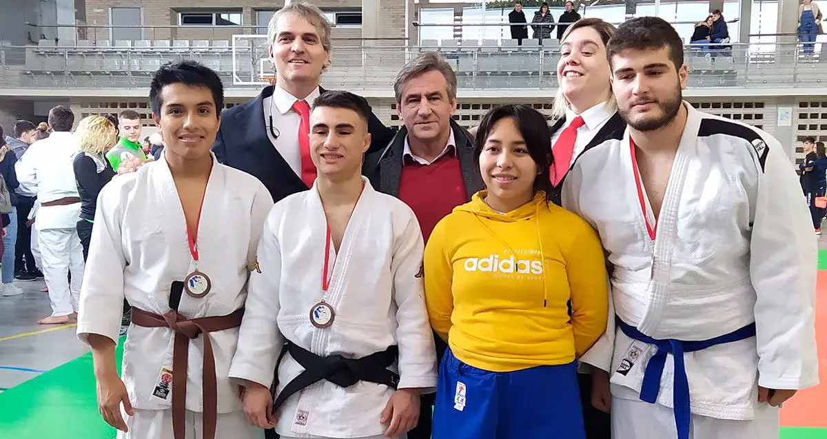 La competici&oacute;n empez&oacute; en el Polideportivo Trinquete de Mendillorri