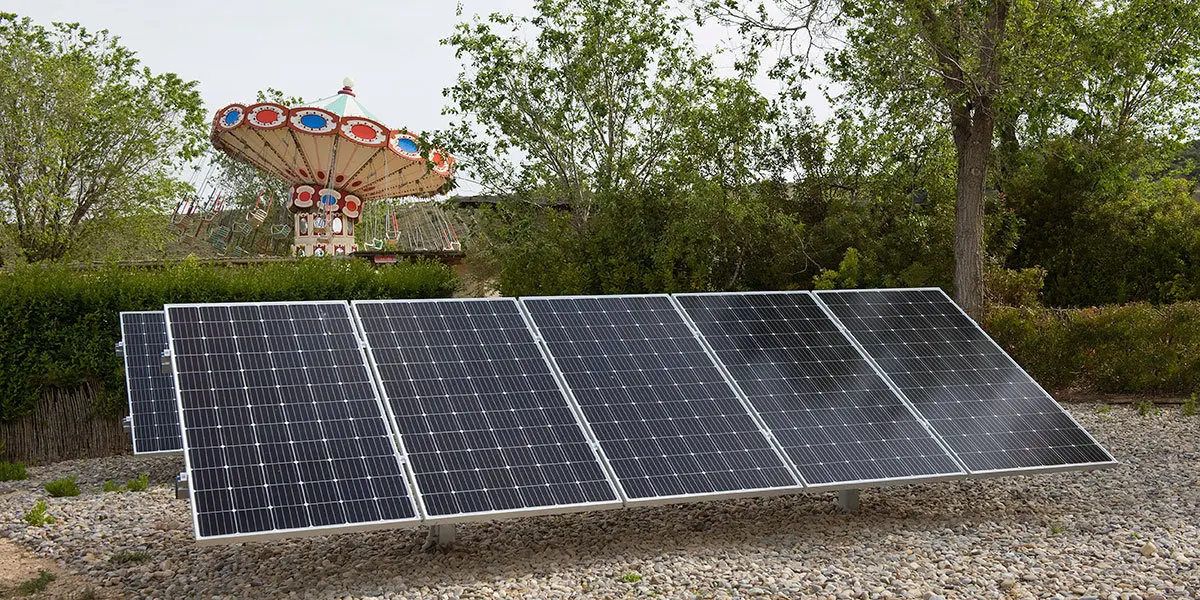 Ingeteam ha suministrado los inversores fotovoltaicos encargados de convertir la energ&iacute;a generada por la planta fotovoltaica en energ&iacute;a consumible o inyectable en la red