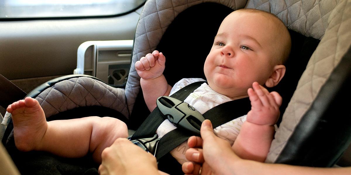 Bebé seguridad coche sillita silleta sistemas de retención infantil SRI