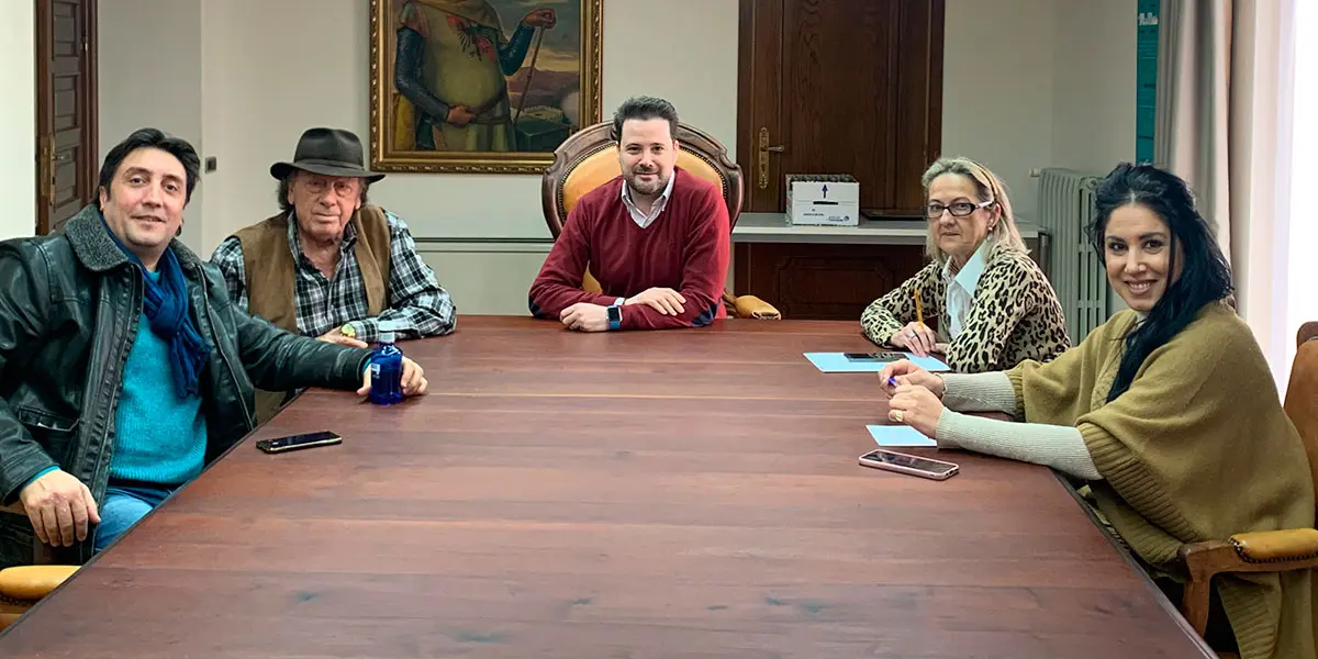 Encuentro entre la Federaci&oacute;n Gaz Kal&oacute; y el Ayuntamiento de Tudela