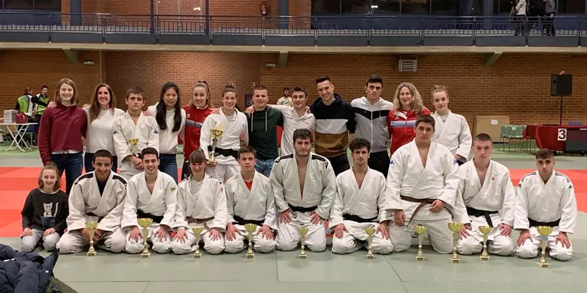Equipo navarro participante en Vitoria