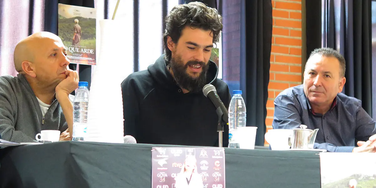 El director &Oacute;liver Laxe visit&oacute; a los alumnos del IES Valle del Ebro este jueves 1