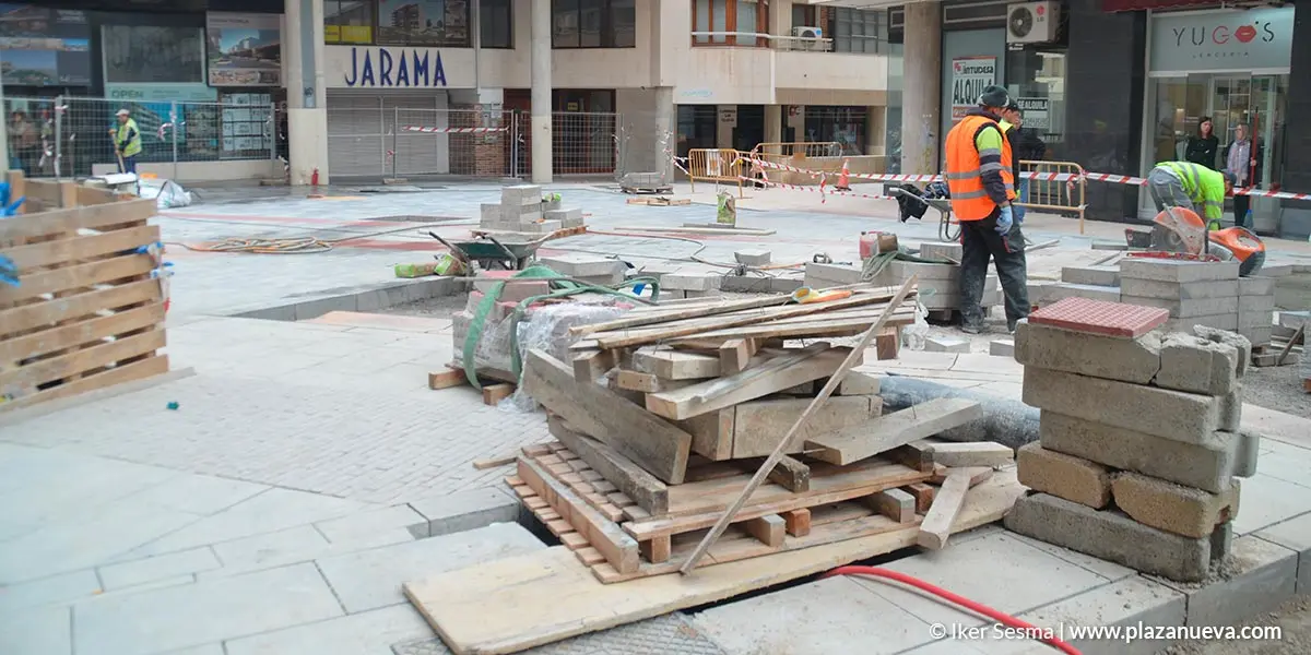 Obras en la calle Sarasate, Eza y Capuchinos5