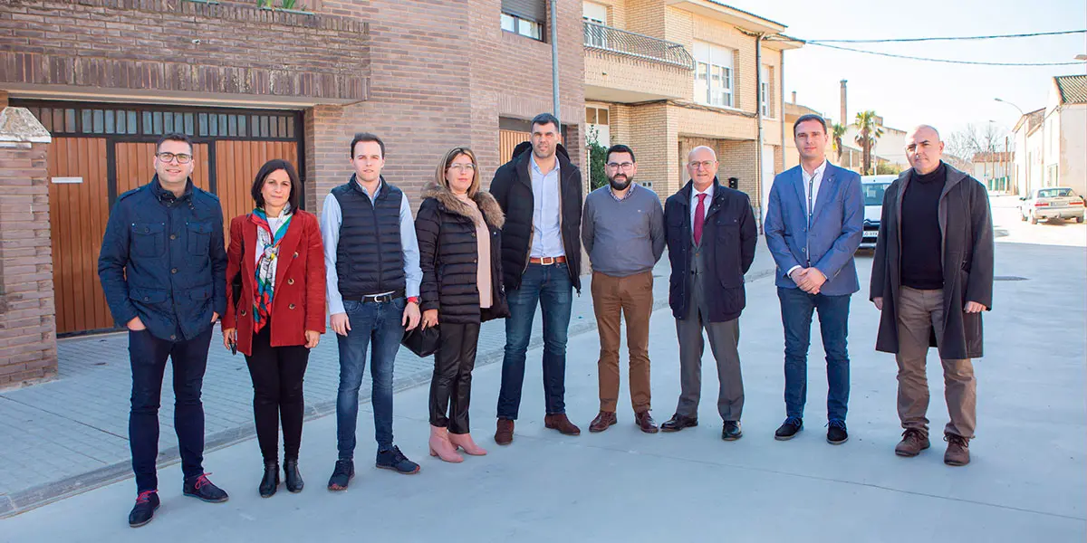 Visita para comprobar el resultado de las calles renovadas