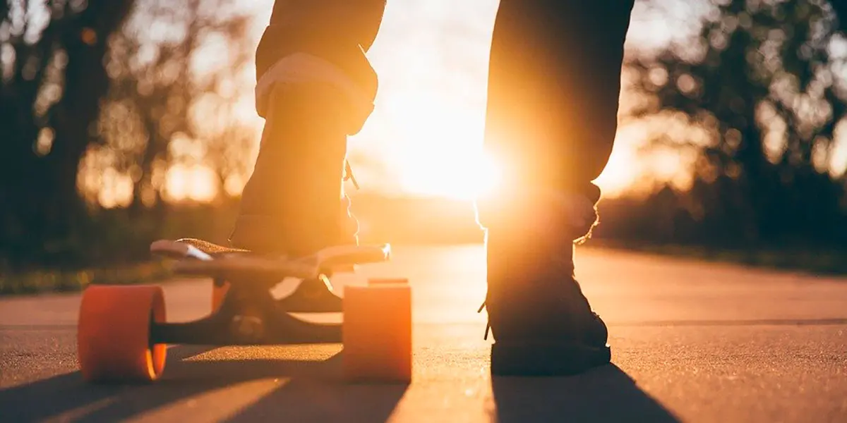 Skate, skateboard, patinete, patines