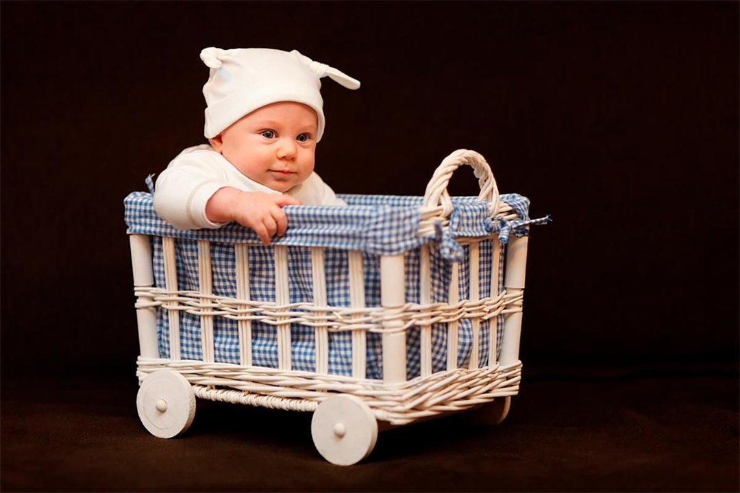 Todas las ventajas de comprar canastillas y cestas de bebé desde la comodidad de una tienda online