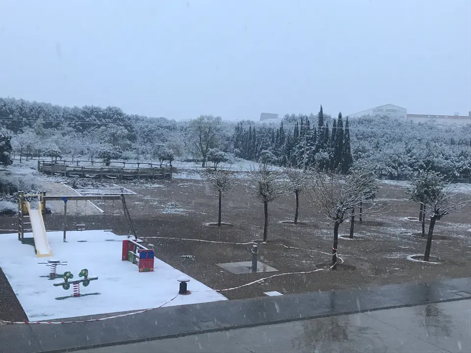 Nieve en Fusti&ntilde;ana (Esther Arrondol) - 1