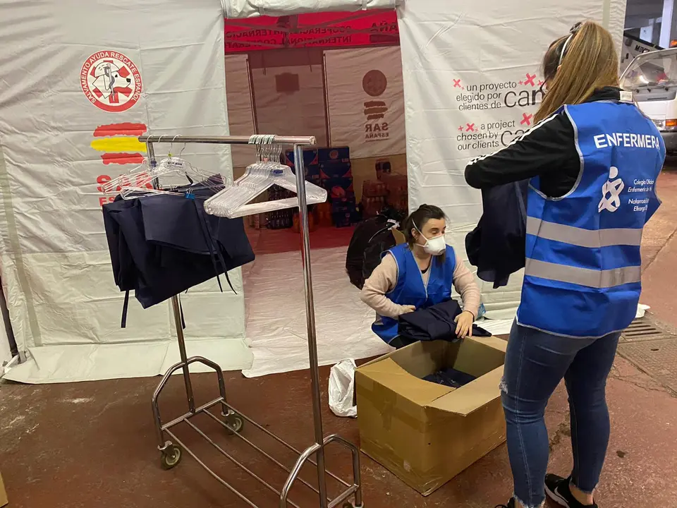 Voluntarias preparacion batas
