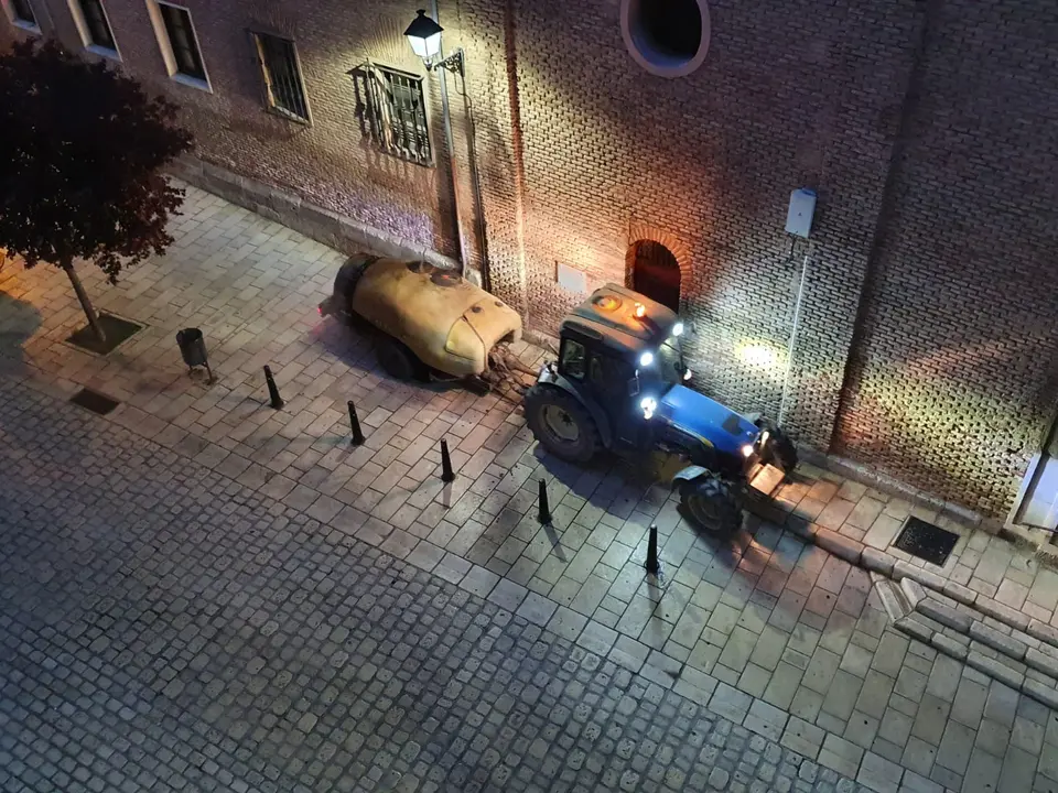 Tractor fumigaci&oacute;n desinfectaci&oacute;n Tudela 1