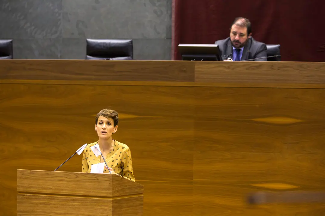 La presidenta, Mar&iacute;a Chivite