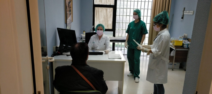 Atenci&oacute;n a un paciente en un centro de Atenci&oacute;n Primaria