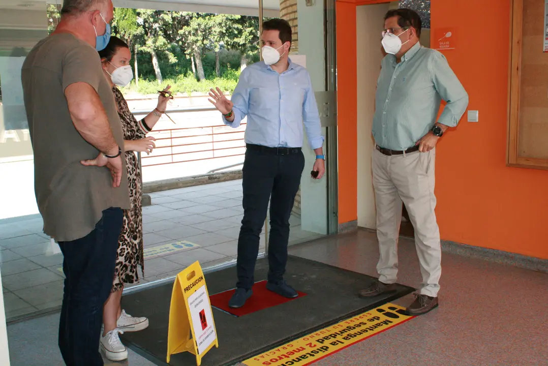 Visita a las piscinas municipales de Tudela 3