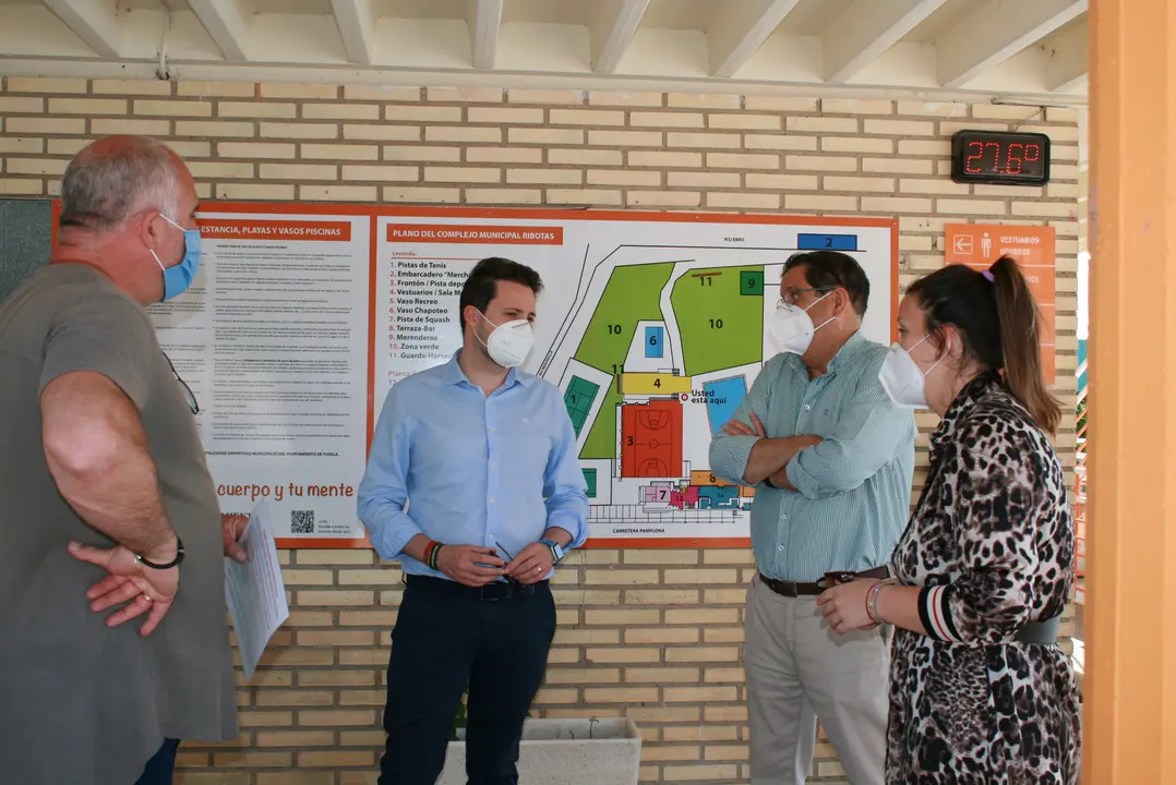 Visita a las piscinas municipales de Tudela 5