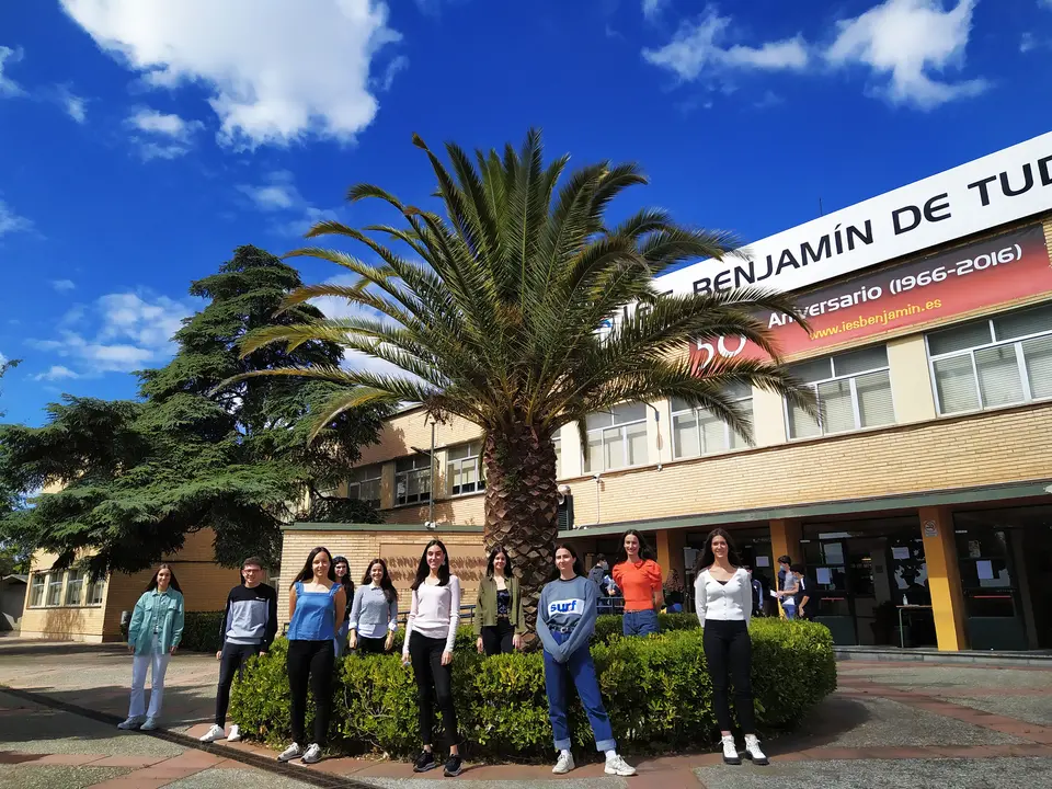 Los 10 estudiantes que han recibido la Matr&iacute;cula de Honor en el IES Benjam&iacute;n de Tudela
