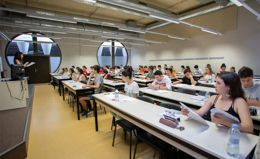 evau, selectividad, ex&aacute;menes, upna, universidad, oposiciones