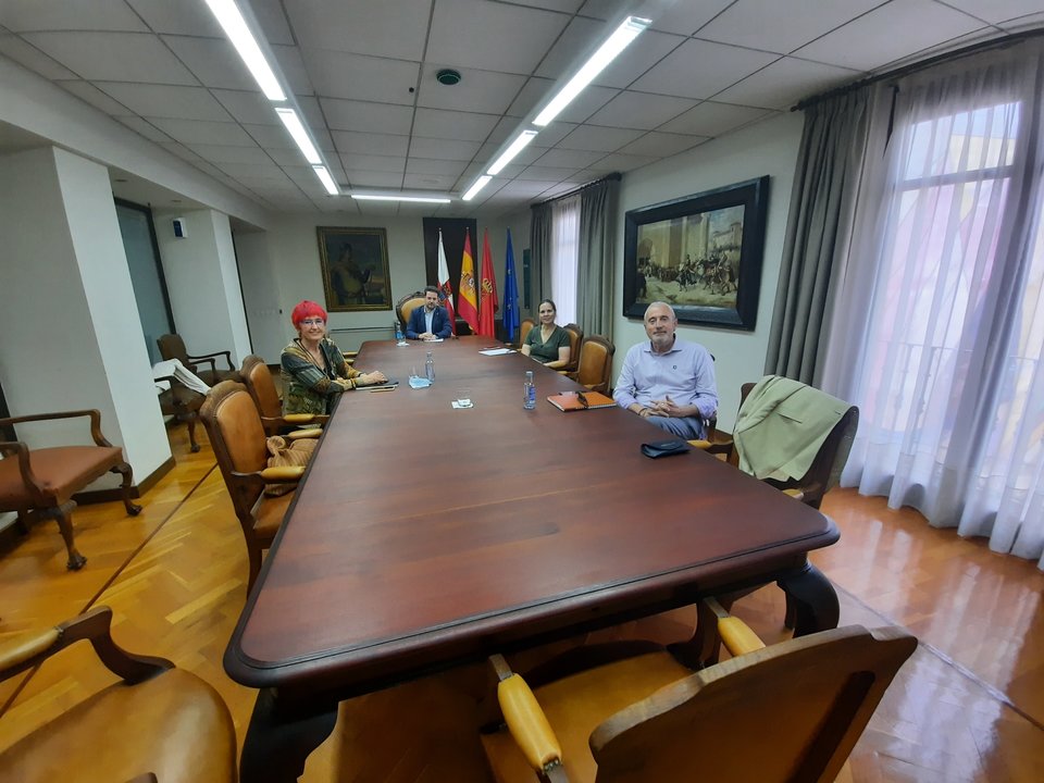 Reunión entre el Ayuntamiento de Tudela y el Departamento de Salud del Gobierno de Navarra