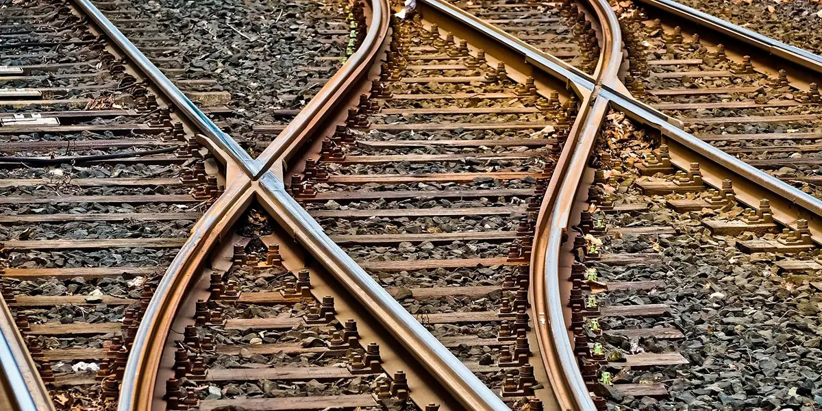 via tren ave tav tap cruce