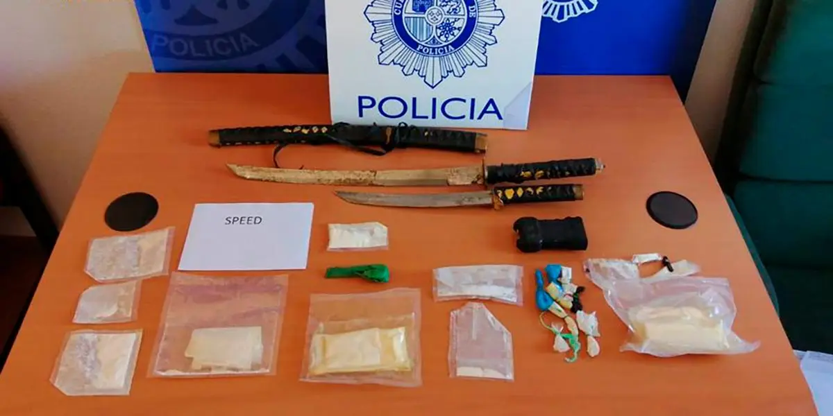 En el registro del domicilio se han encontrado cerca de 400 gramos de una sustancia al parecer speed