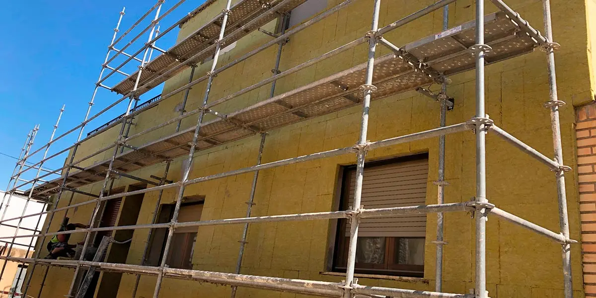 Rehabilitaci&oacute;n t&eacute;rmica por el exterior en Cabanillas