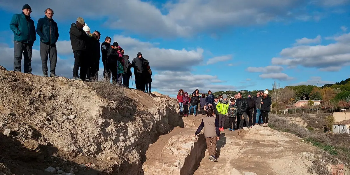 Restos castillo medieval Valtierra Visita guiada Excavaci&oacute;n 2019