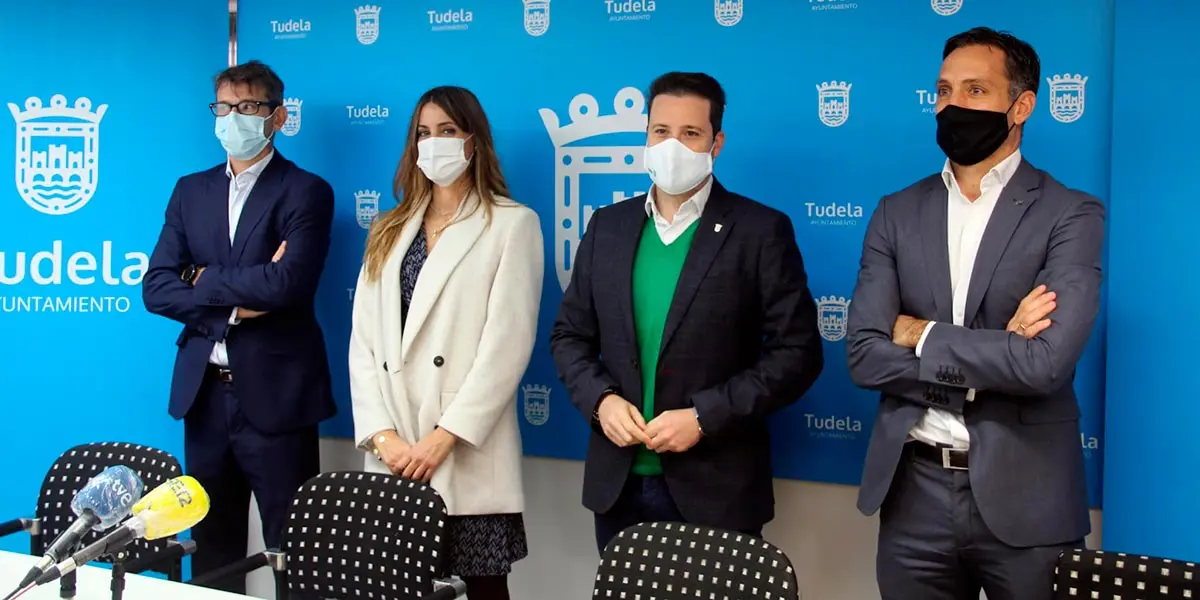 Alejandro Toquero Gil, Alcalde de Tudela; Borja Macaya, Director de la Residencia Solera Torre Monreal; Bego&ntilde;a Moreno, Directora de la Residencia Nuestra Se&ntilde;ora De Gracia Tudela y &Oacute;scar P&eacute;rez, Director de la Residencia Real Casa Misericordia