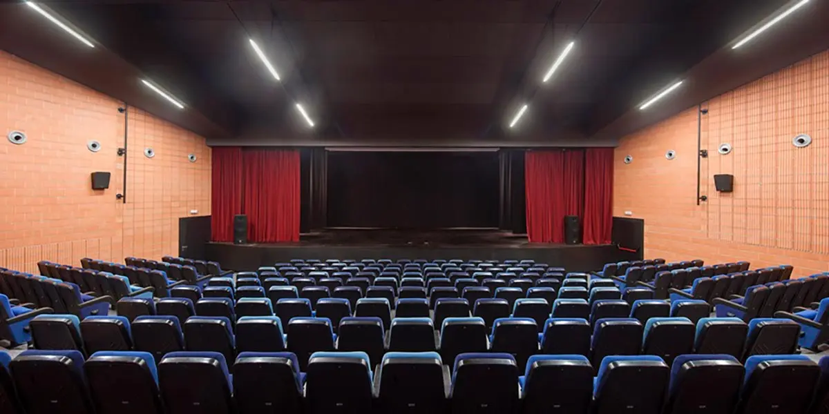 Sala Florida de Alfaro Escenario