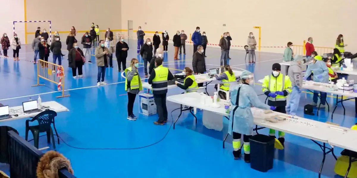 PCR en el polideportivo de Murchante