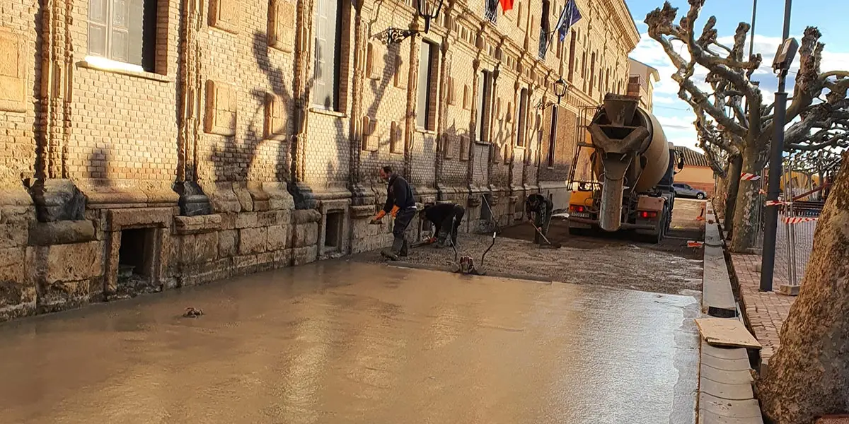 Peatonalizaci&oacute;n parcial del Paseo de San Raimundo 2
