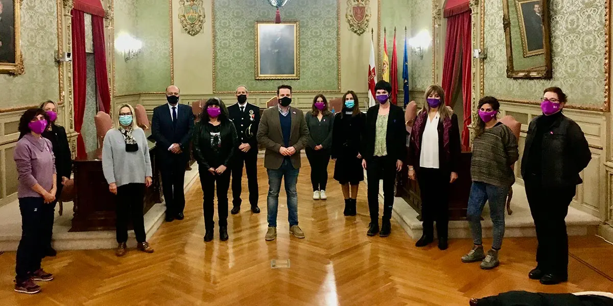 Firma del I Protocolo Local para la Coordinaci&oacute;n de la Actuaci&oacute;n ante la violencia contra las mujeres en Tudela
