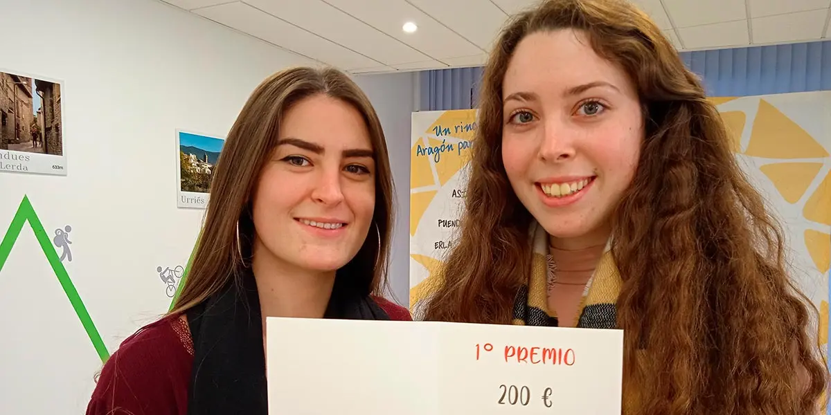 Las ganadoras del concurso de videominutos recogieron su premio en un acto adaptado a los tiempos Covid