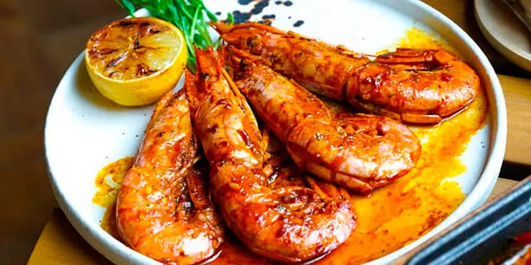 Gambones en salsa