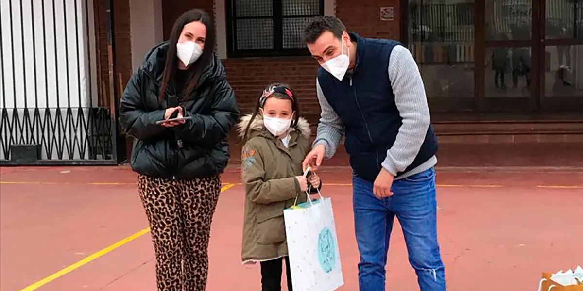 VIII Concurso de dibujo infantil &lsquo;colaboro con mi familia en Navidad&rsquo; Paula Ruiz